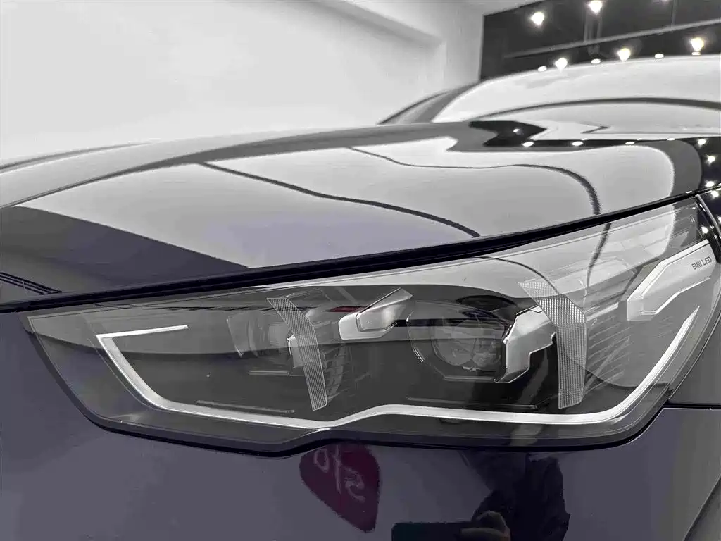 BMW 5 Series — фото 30