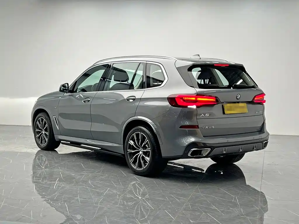 BMW X5 — фото 4