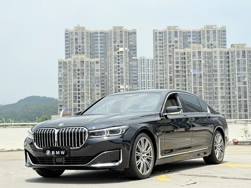 BMW 7 Series — фото 2