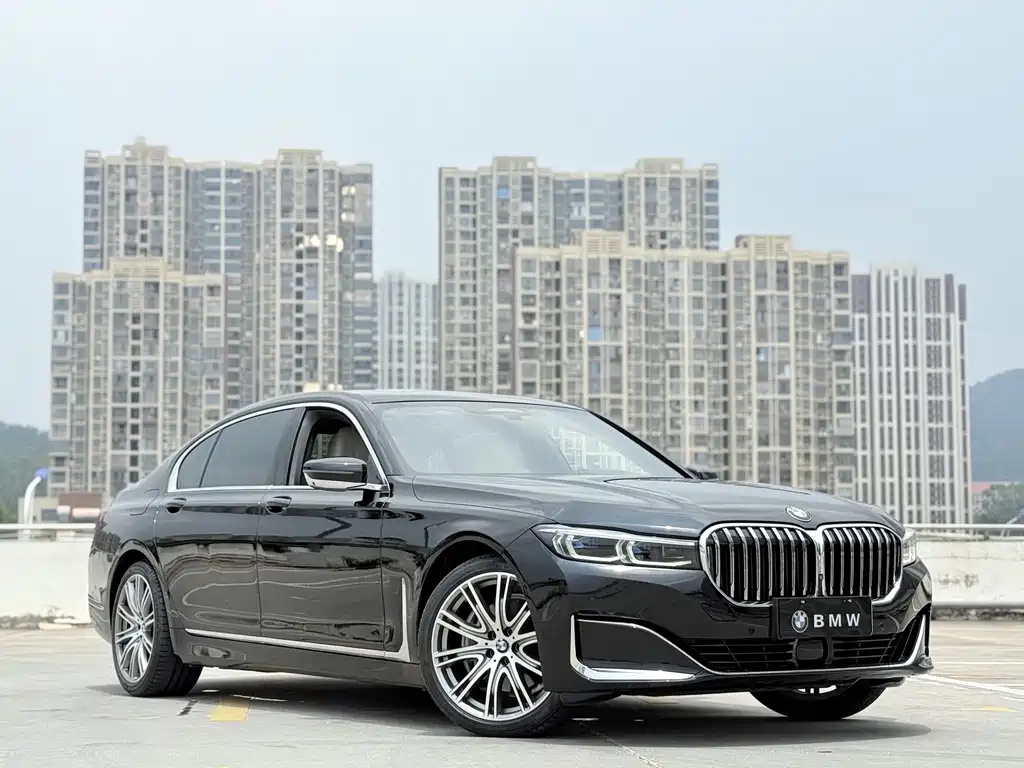 BMW 7 Series — фото 4