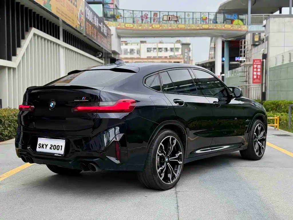 BMW X4 M — фото 9