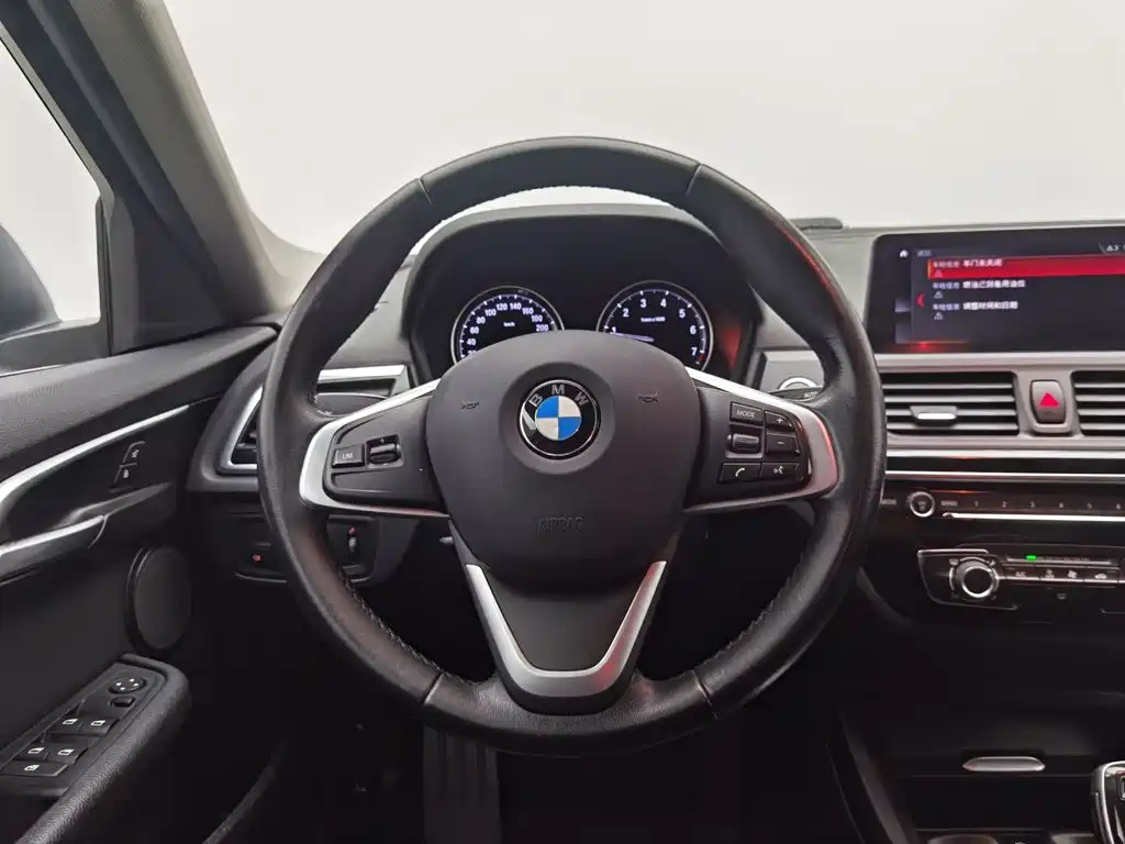 BMW 1 Series — фото 11
