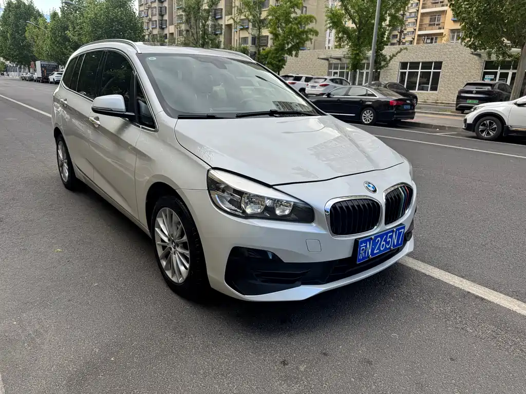 BMW 2 Series Gran Tourer — фото 3