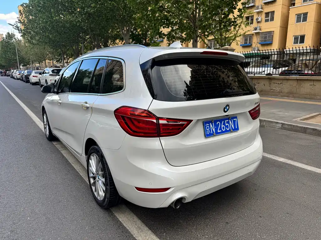 BMW 2 Series Gran Tourer — фото 8