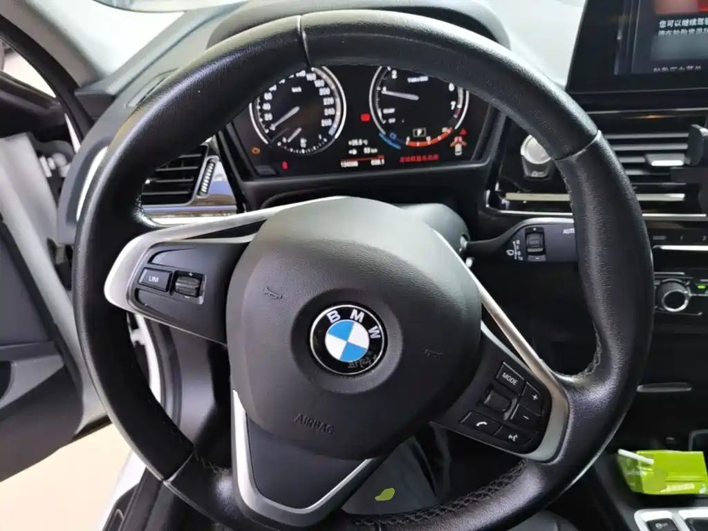 BMW 1 Series — фото 11