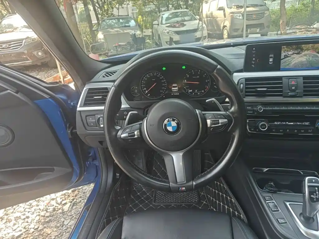 BMW 3 Series — фото 11