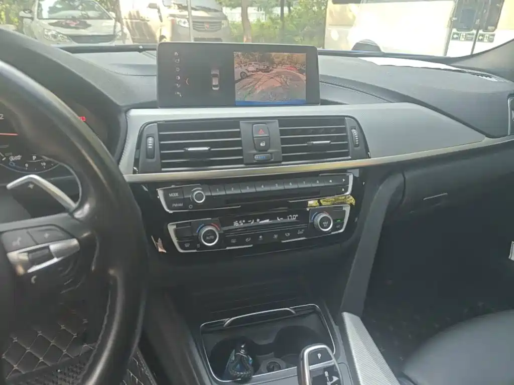 BMW 3 Series — фото 13