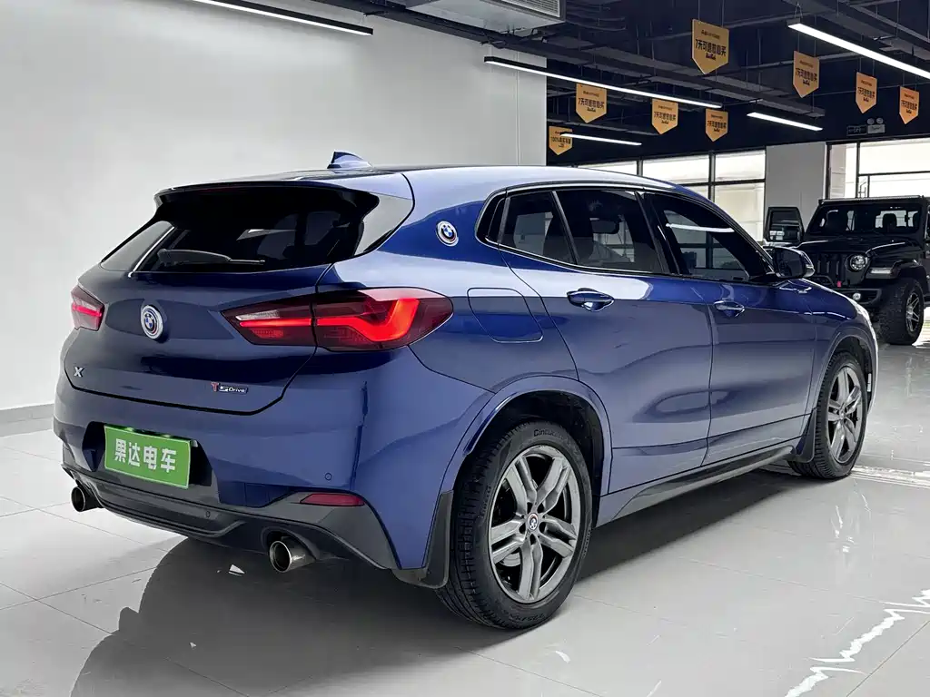 BMW X2 — фото 7