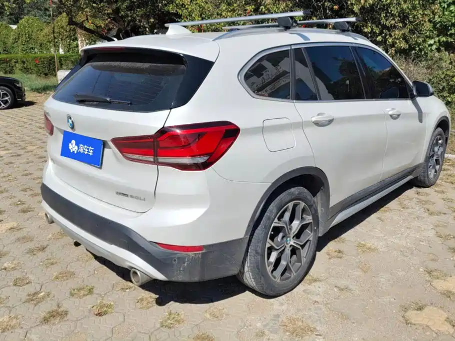 BMW X1 — фото 3
