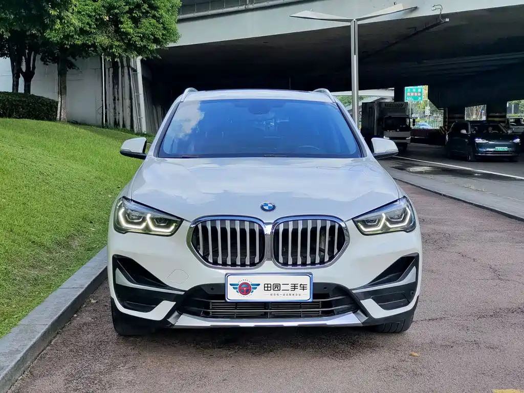 BMW X1 — фото 2