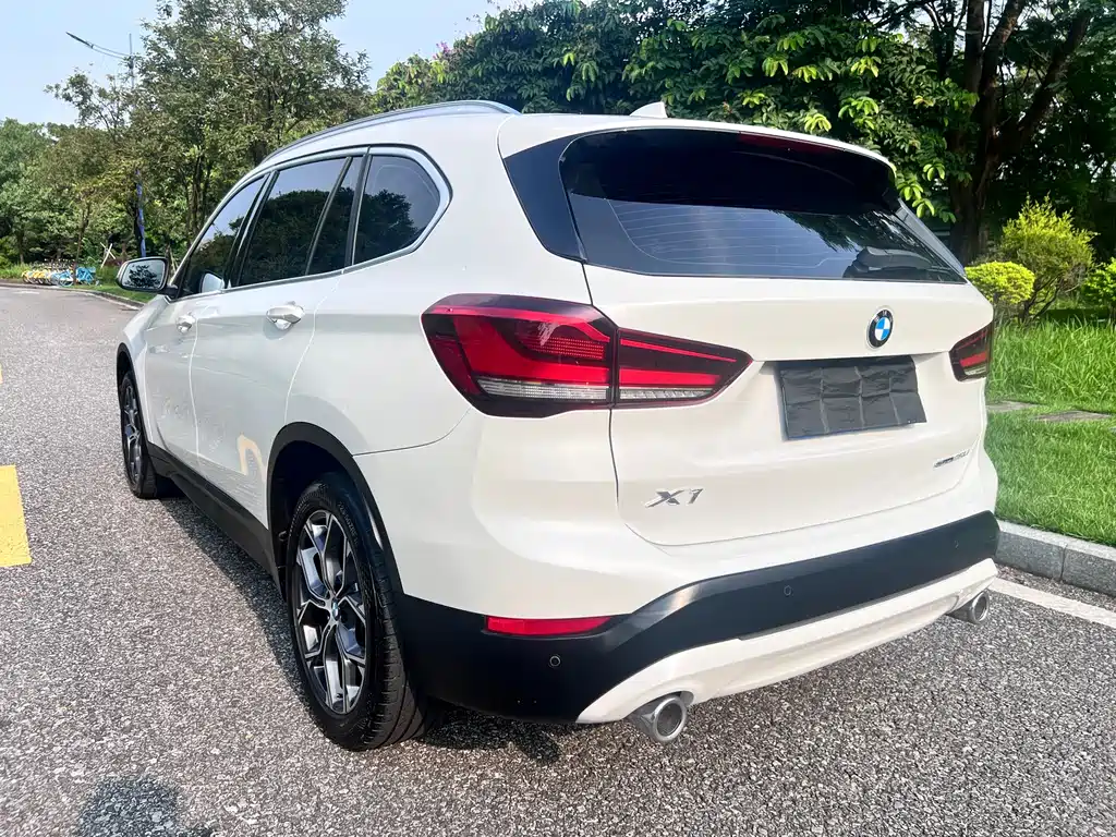 BMW X1 — фото 4