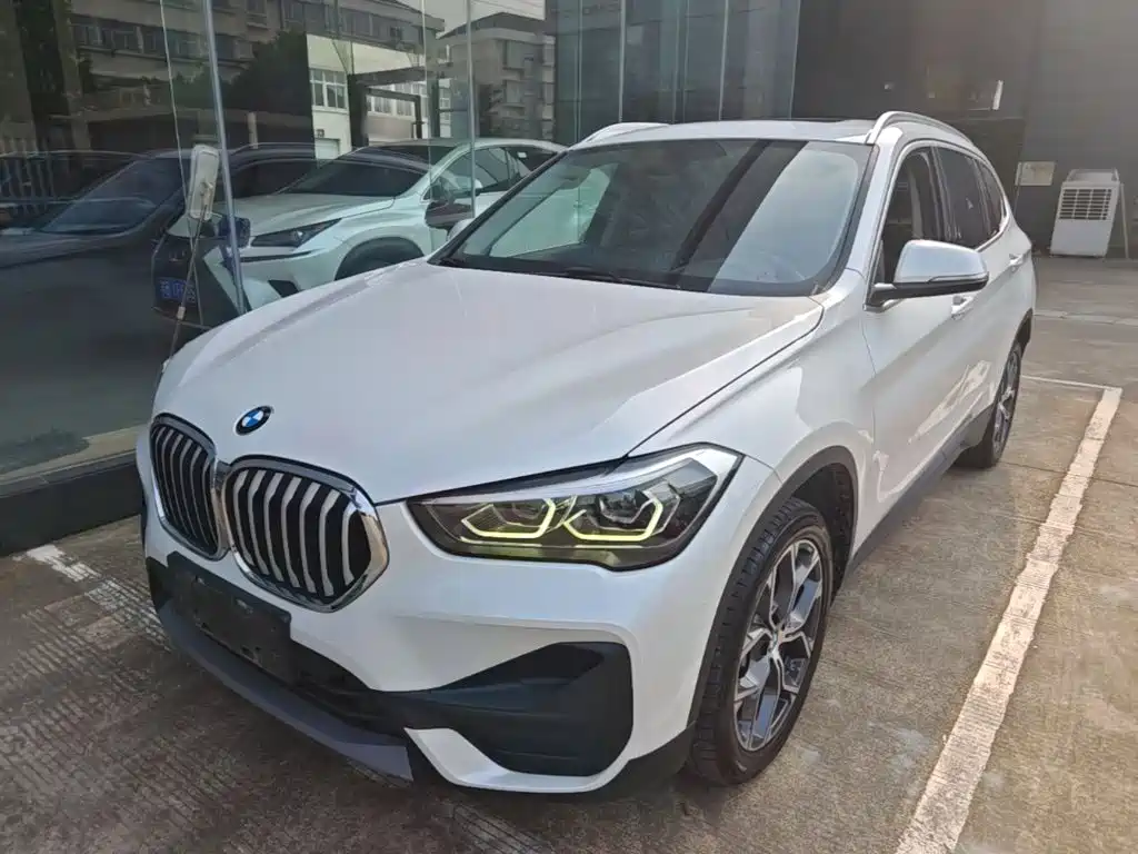 BMW X1 — фото 2