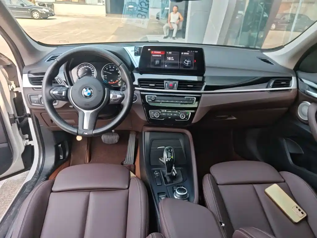 BMW X1 — фото 10
