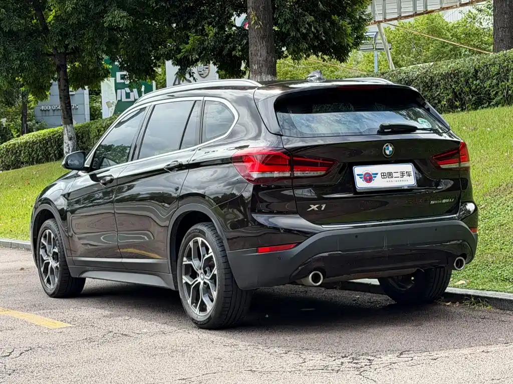 BMW X1 — фото 4