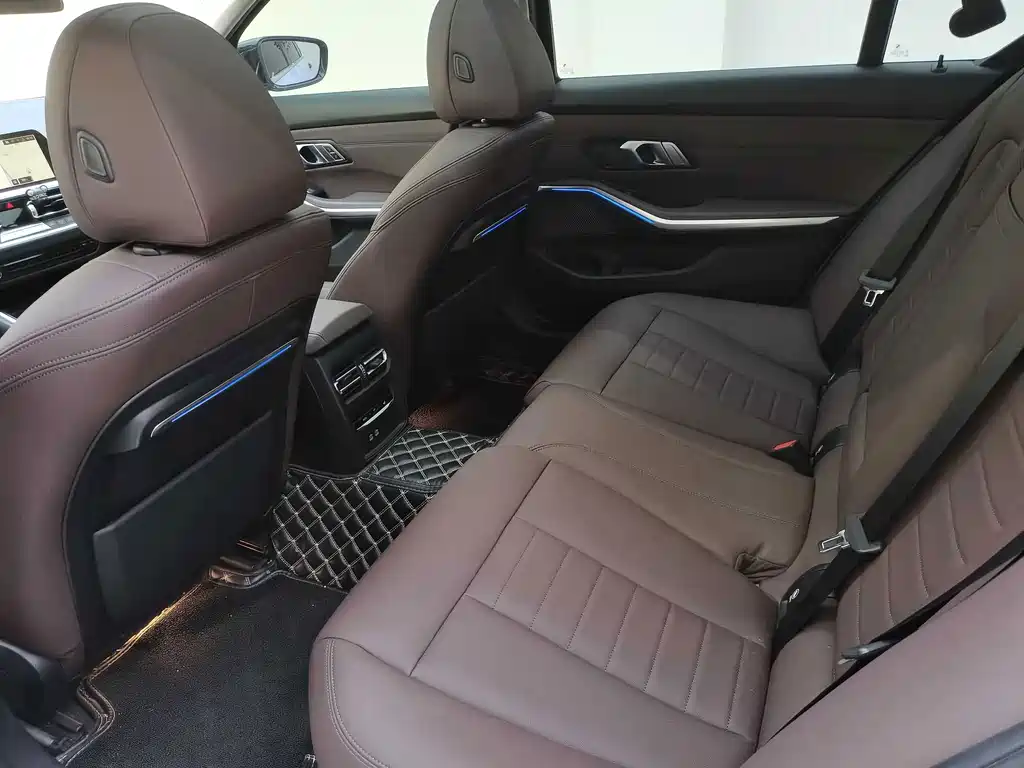 BMW 3 Series — фото 15