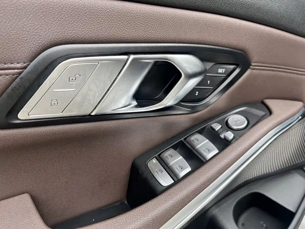 BMW 3 Series — фото 13