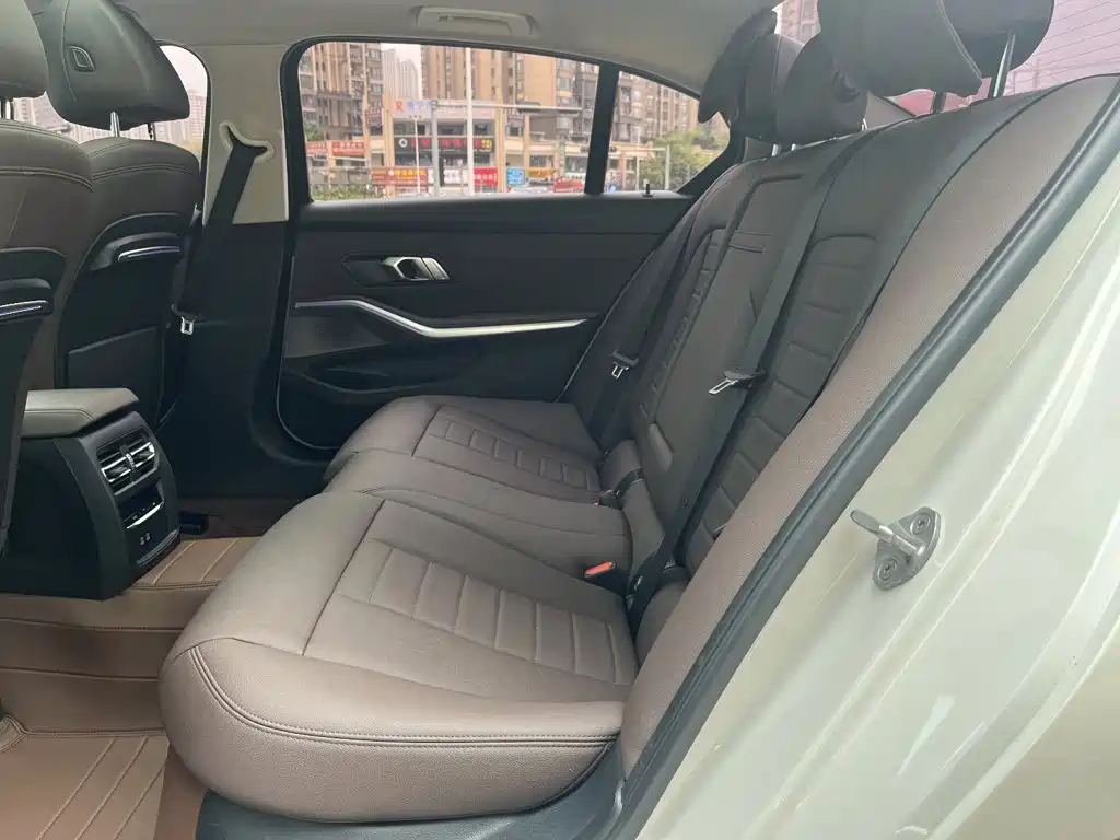 BMW 3 Series — фото 17