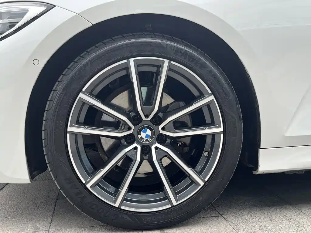 BMW 3 Series — фото 10