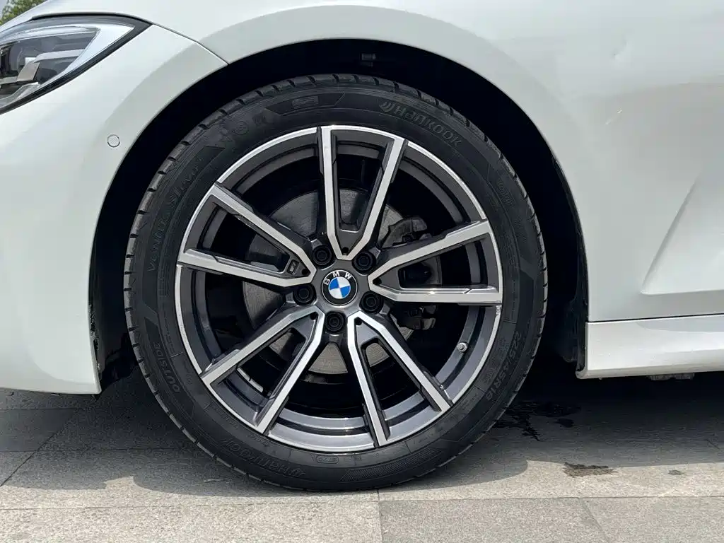 BMW 3 Series — фото 10