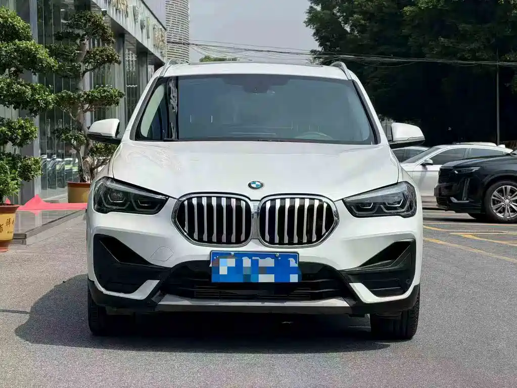 BMW X1 — фото 2