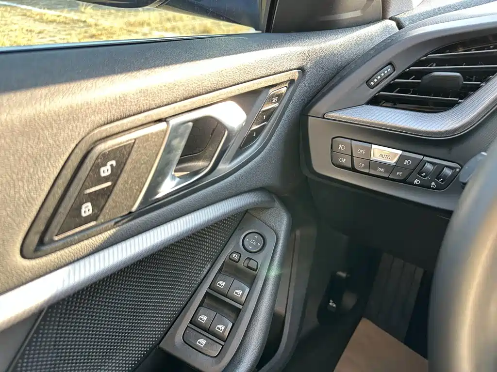 BMW 2 Series (Import) — фото 23