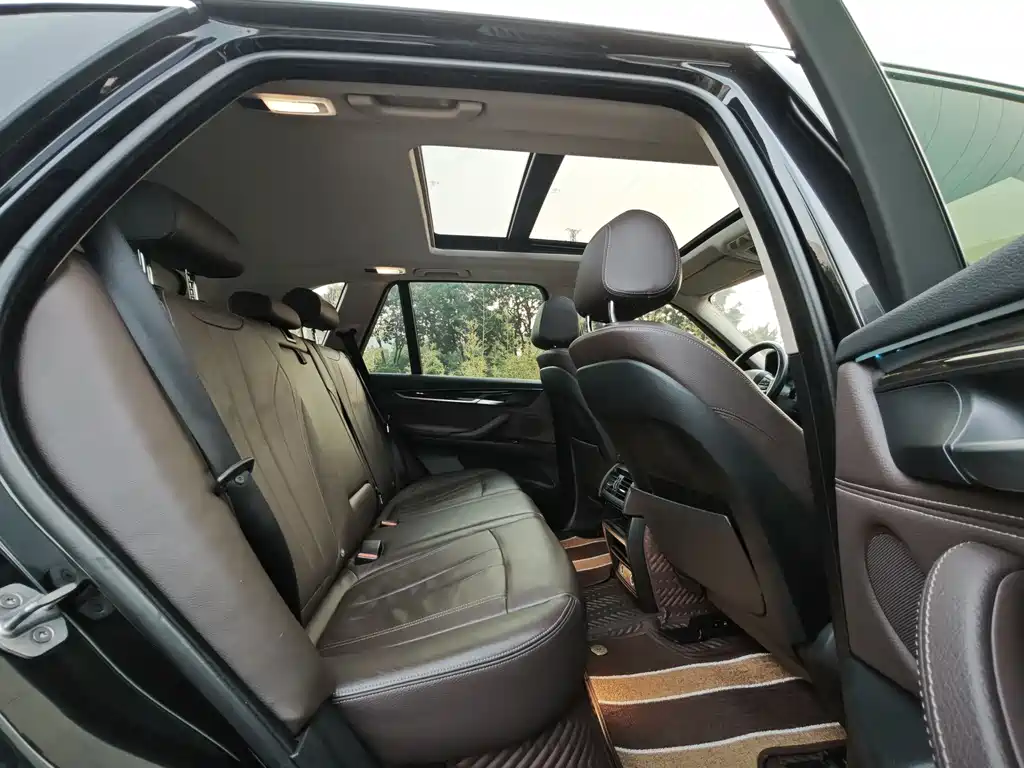BMW X5 (Import) — фото 14