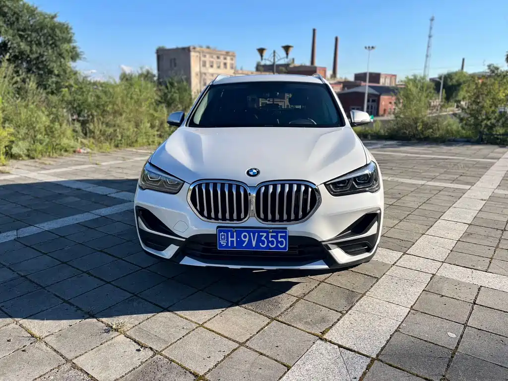 BMW X1 — фото 2