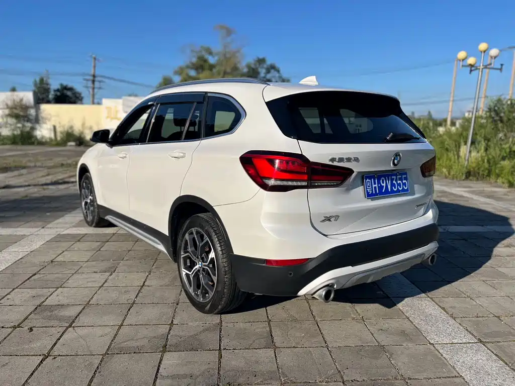 BMW X1 — фото 6