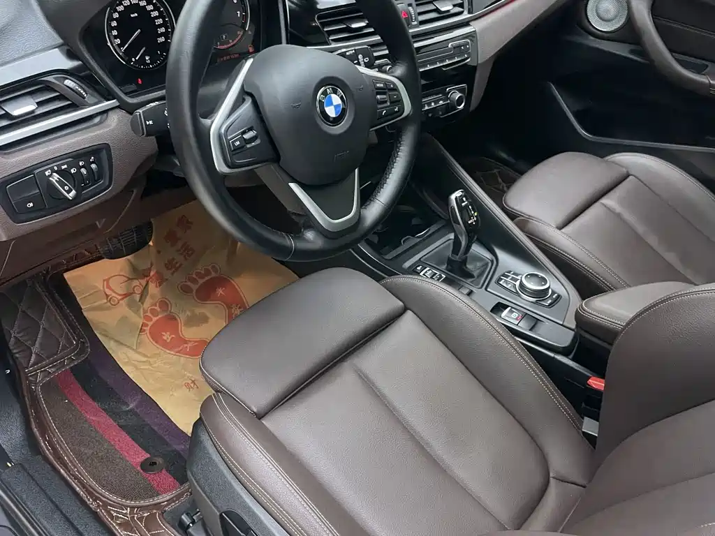 BMW X1 — фото 19