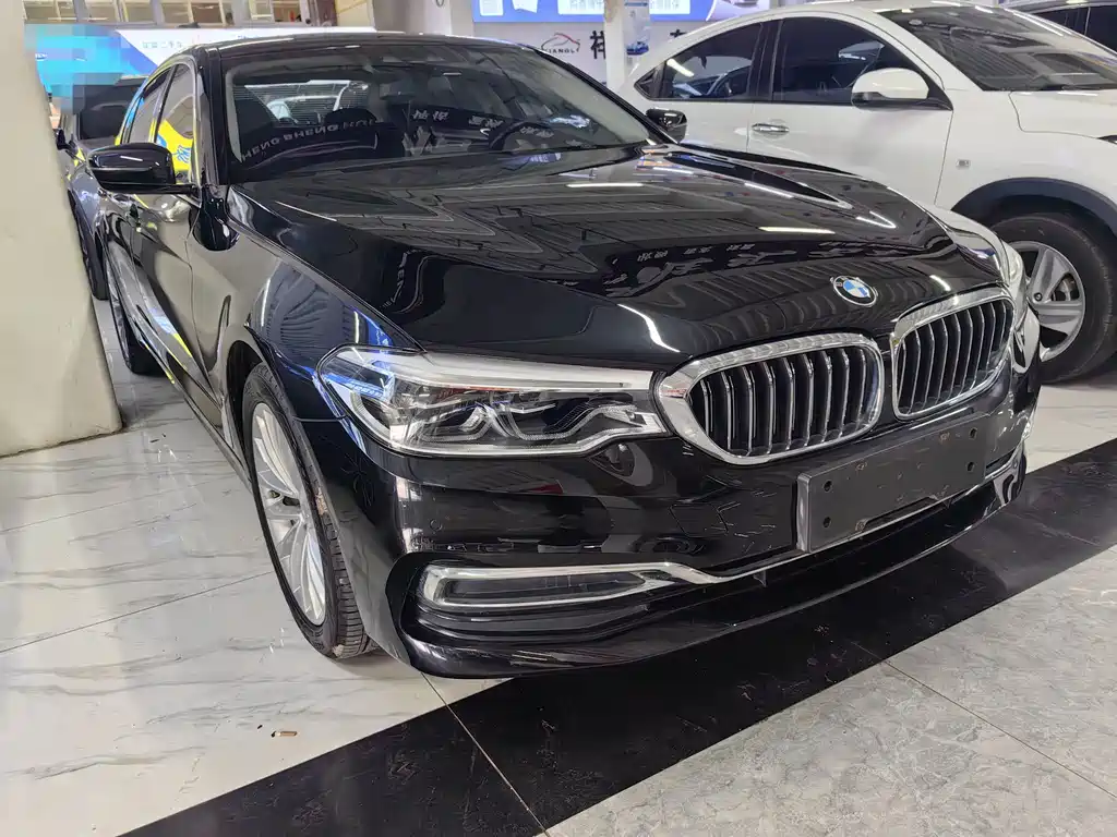 BMW 5 Series New Energy — фото 3