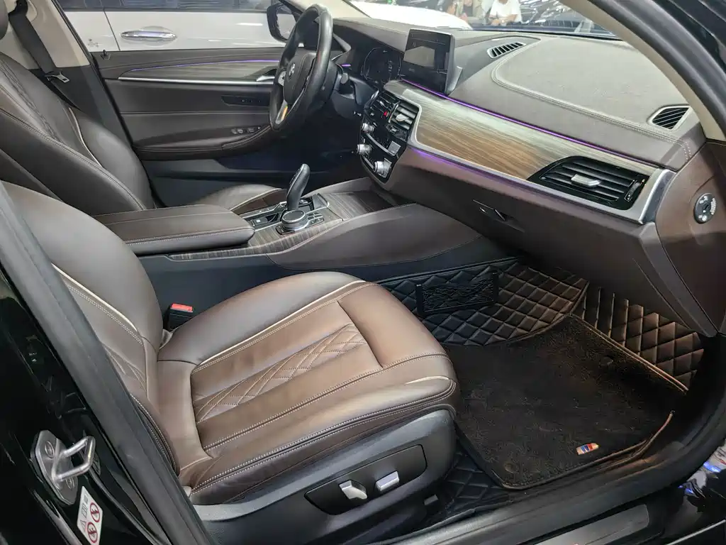 BMW 5 Series New Energy — фото 4