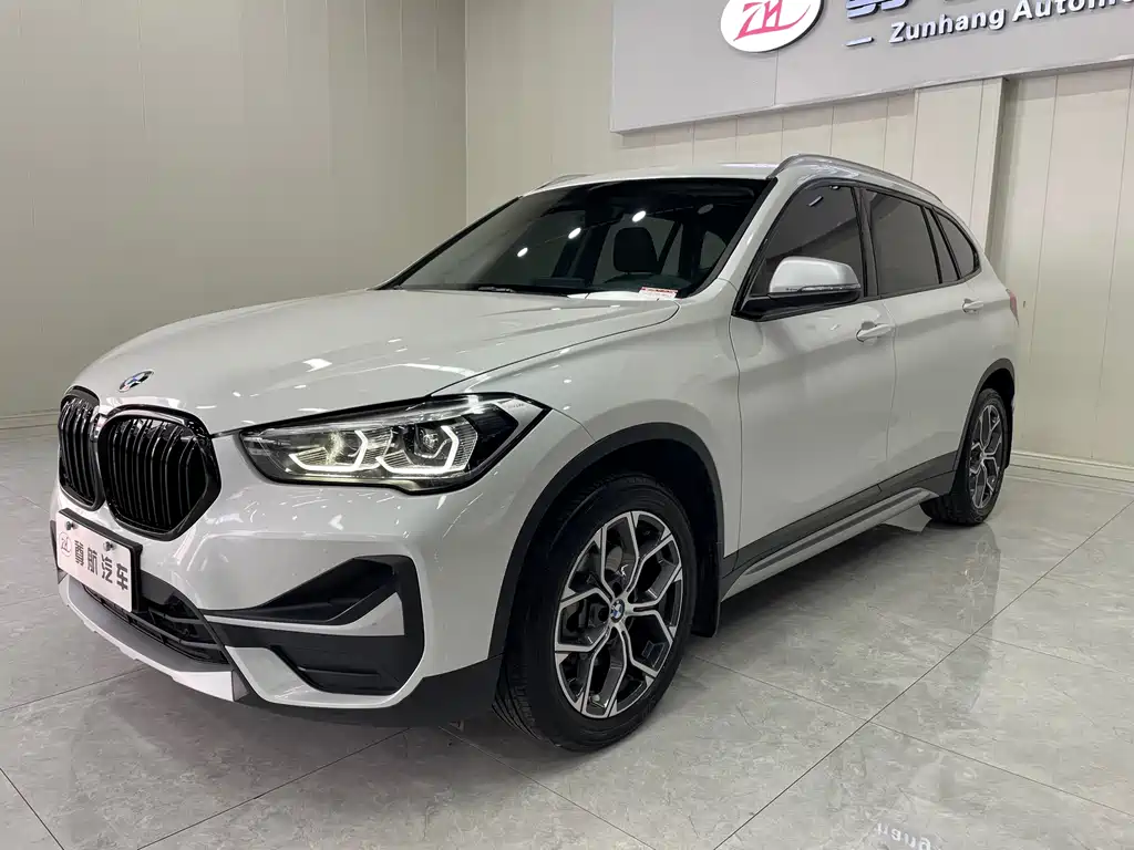BMW X1 — фото 4