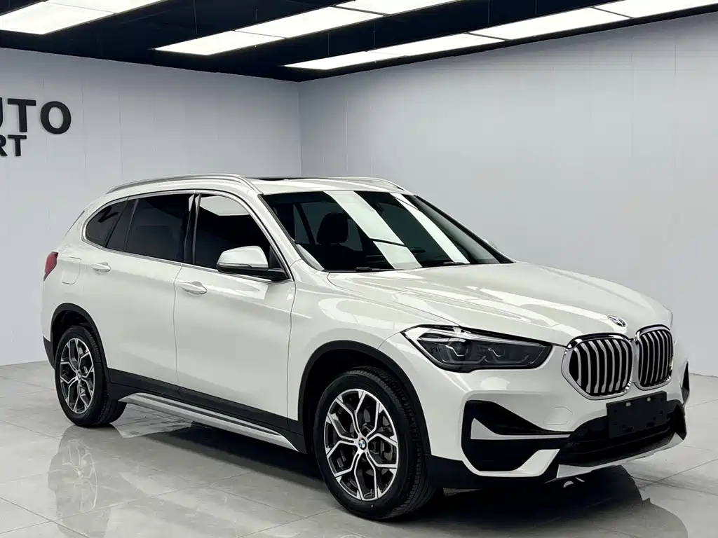 BMW X1 — фото 3