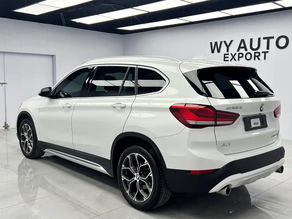 BMW X1 — фото 6