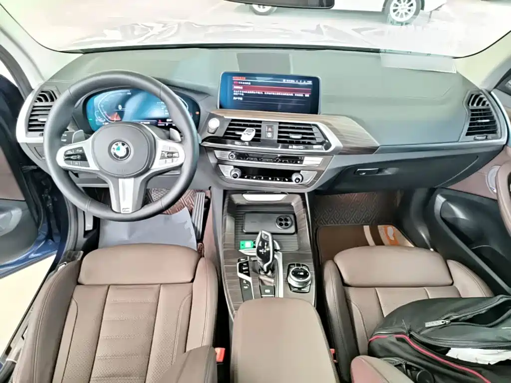 BMW X3 — фото 10