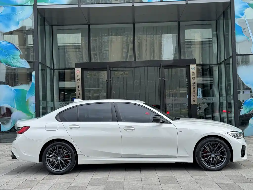 BMW 3 Series — фото 5