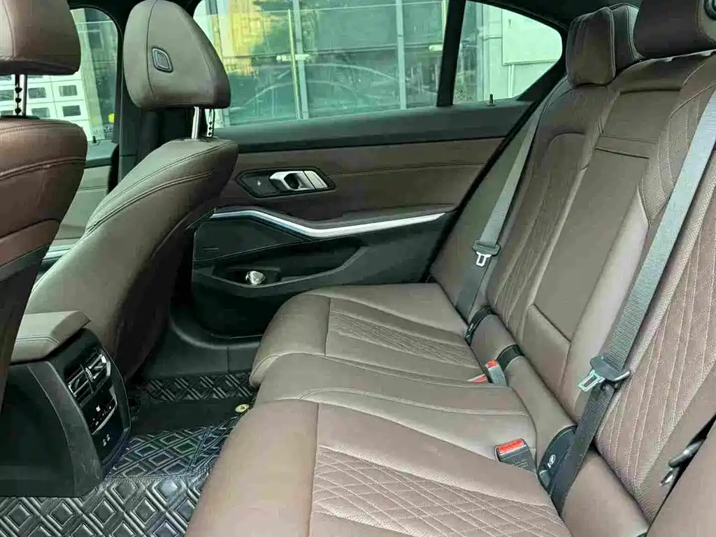 BMW 3 Series — фото 10