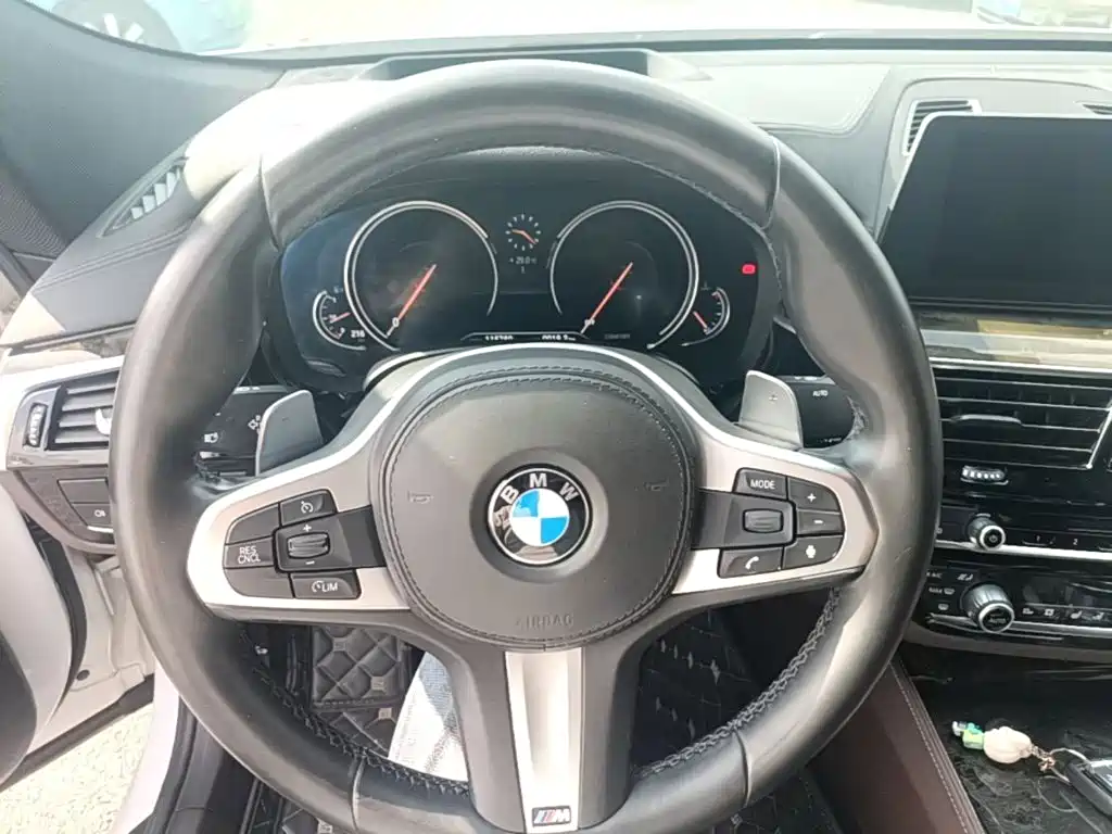 BMW 6 Series GT — фото 11