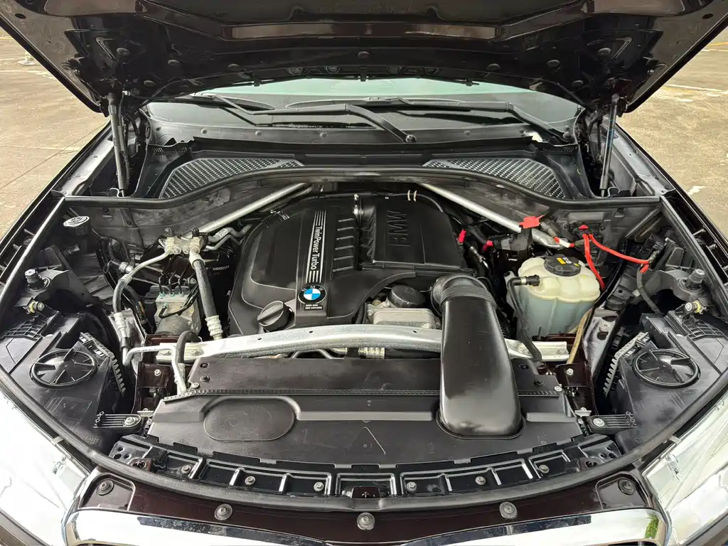BMW X5 (Import) — фото 15