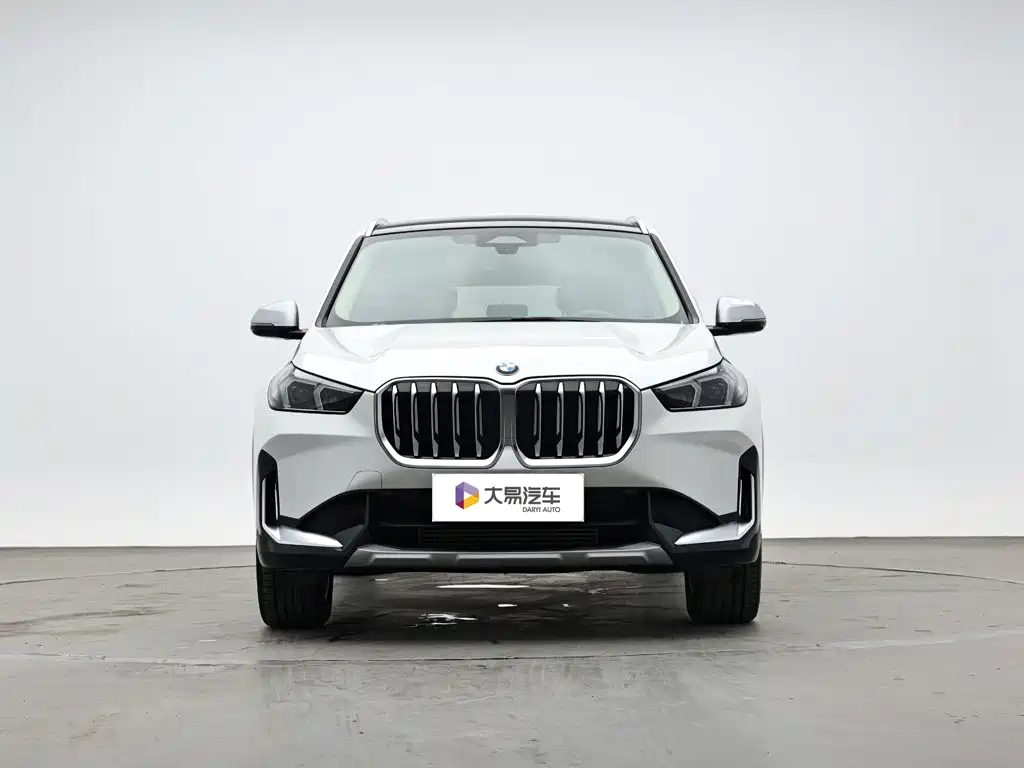 BMW X1 — фото 2