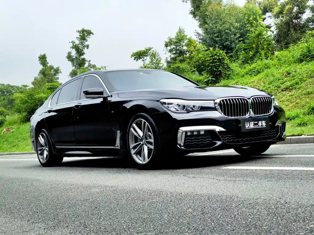 BMW 7 Series — фото 3