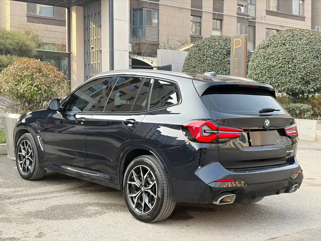 BMW X3 — фото 9