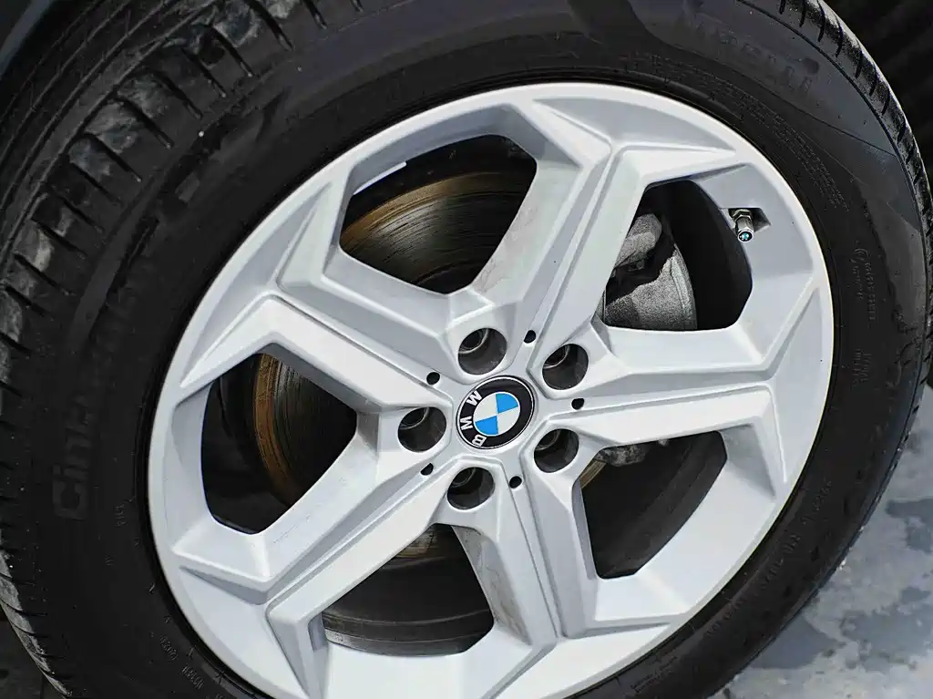 BMW X1 — фото 17
