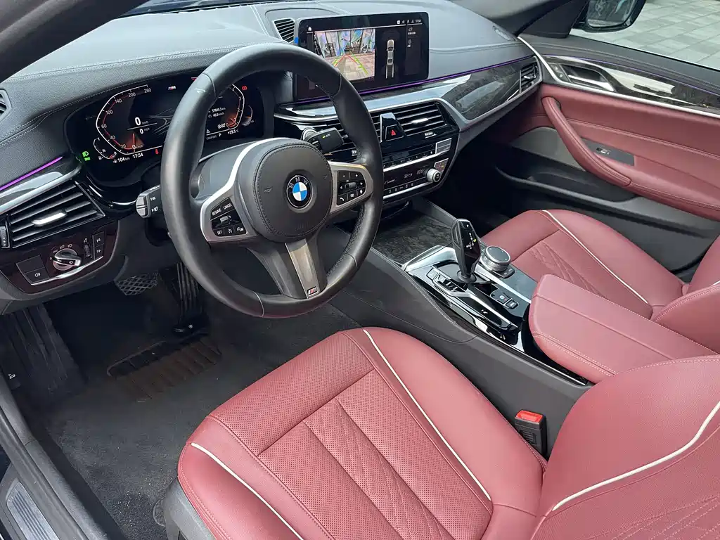 BMW 5 Series — фото 20