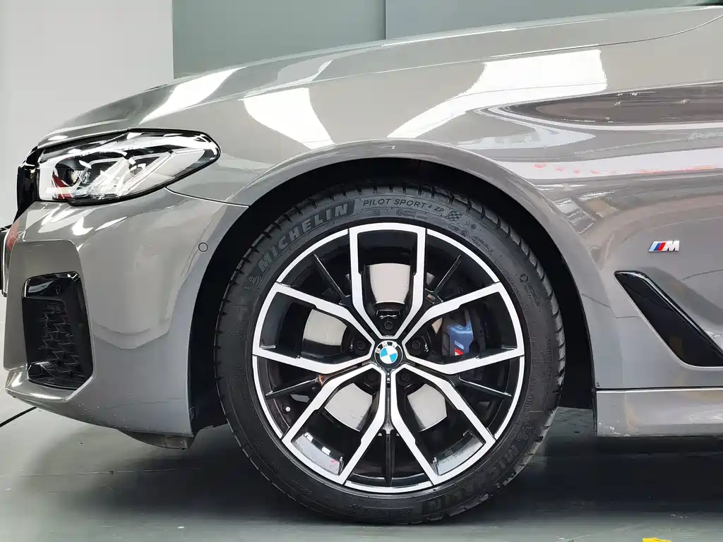 BMW 5 Series (Import) — фото 4
