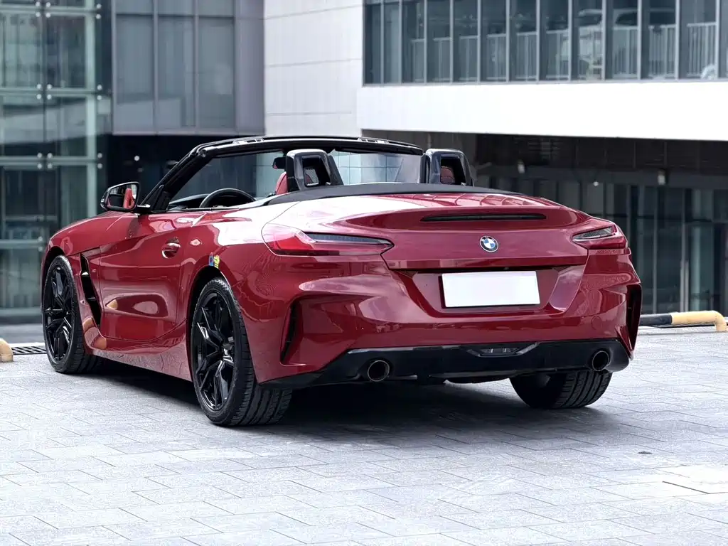 BMW Z4 — фото 9