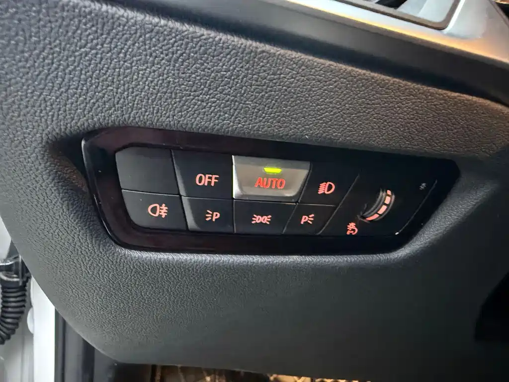 BMW 3 Series — фото 15