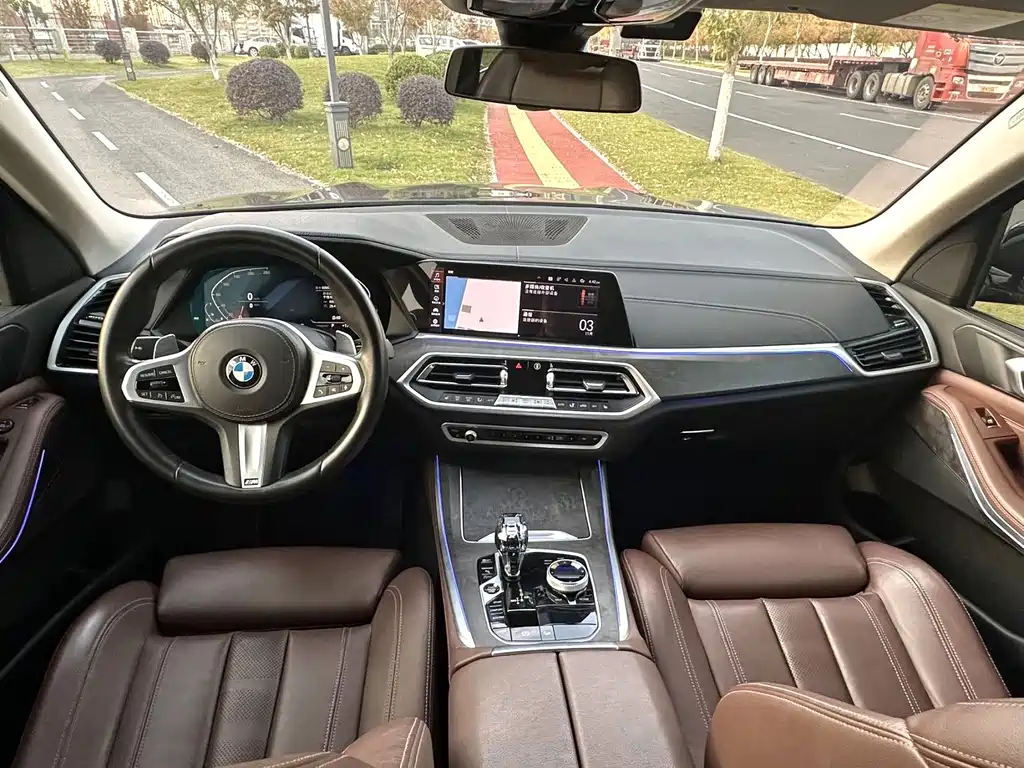 BMW X5 (Import) — фото 4