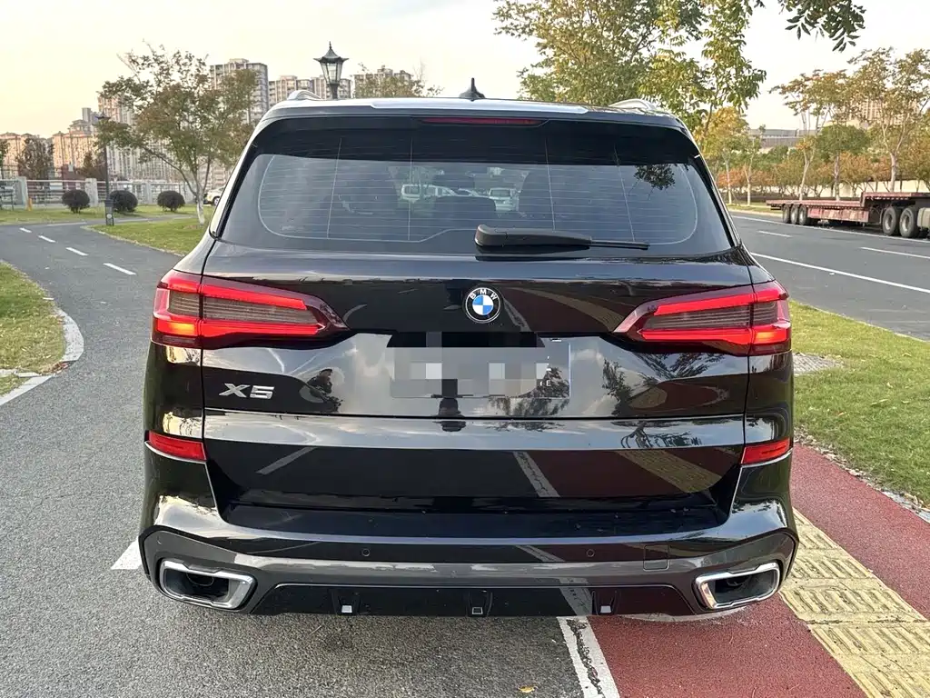 BMW X5 (Import) — фото 9