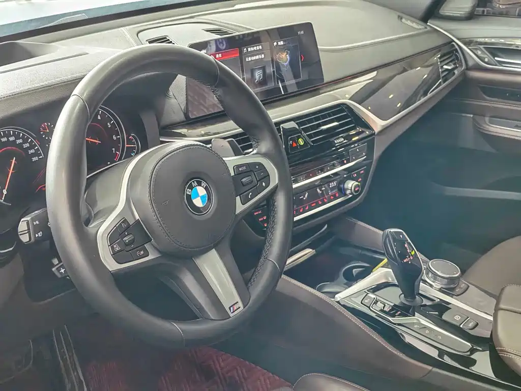 BMW 6 Series GT — фото 10